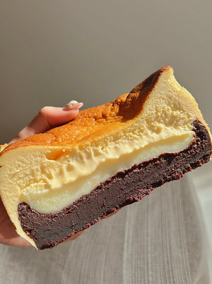 Open image in slideshow, WHOLE Mochi Filled Burnt Basque Cheesecake
